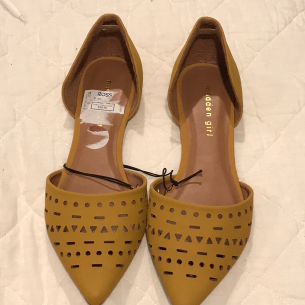 Madden girl flats